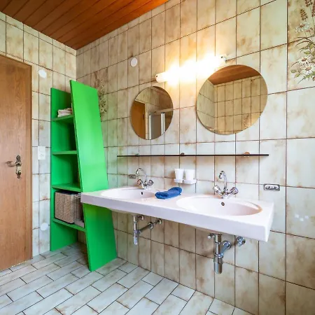 Holiday home Schlitters Fuegen