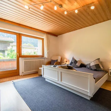Holiday home Schlitters