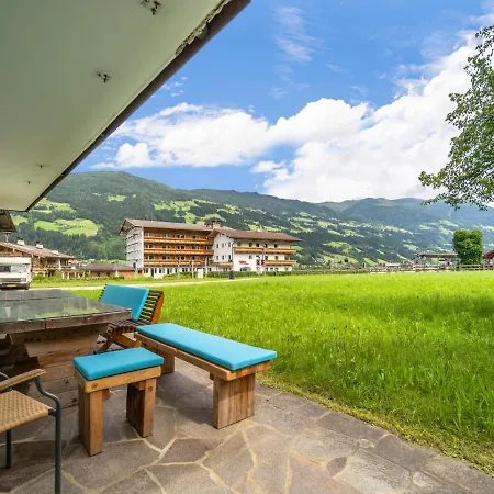 Holiday home Schlitters